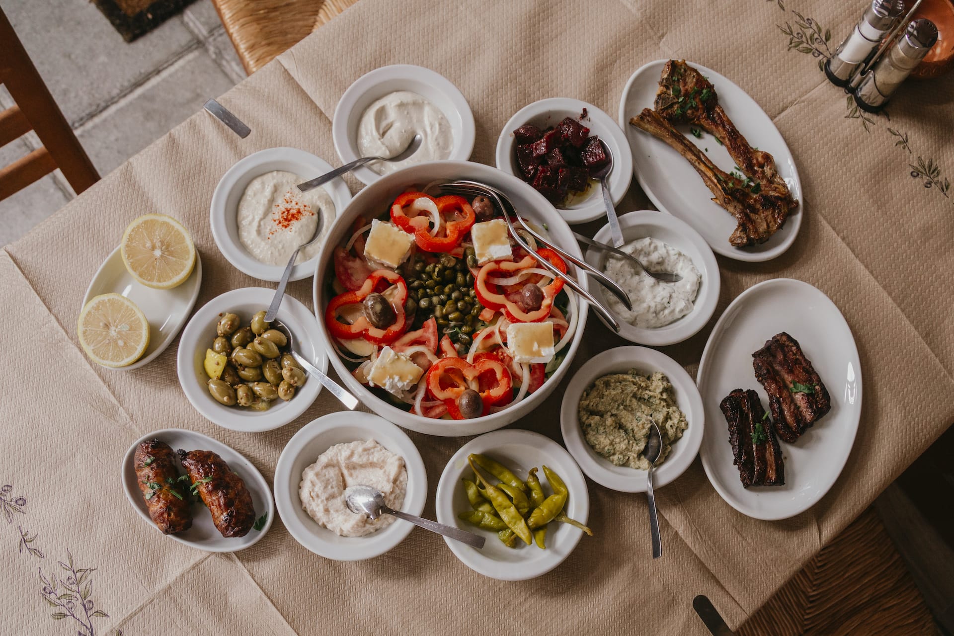 Meze Taverna Restaurant - Traditional Cypriot and Greek food! Meat and fish mezes, kleftiko, mousakka, souvlakia in Limassol, Cyprus.